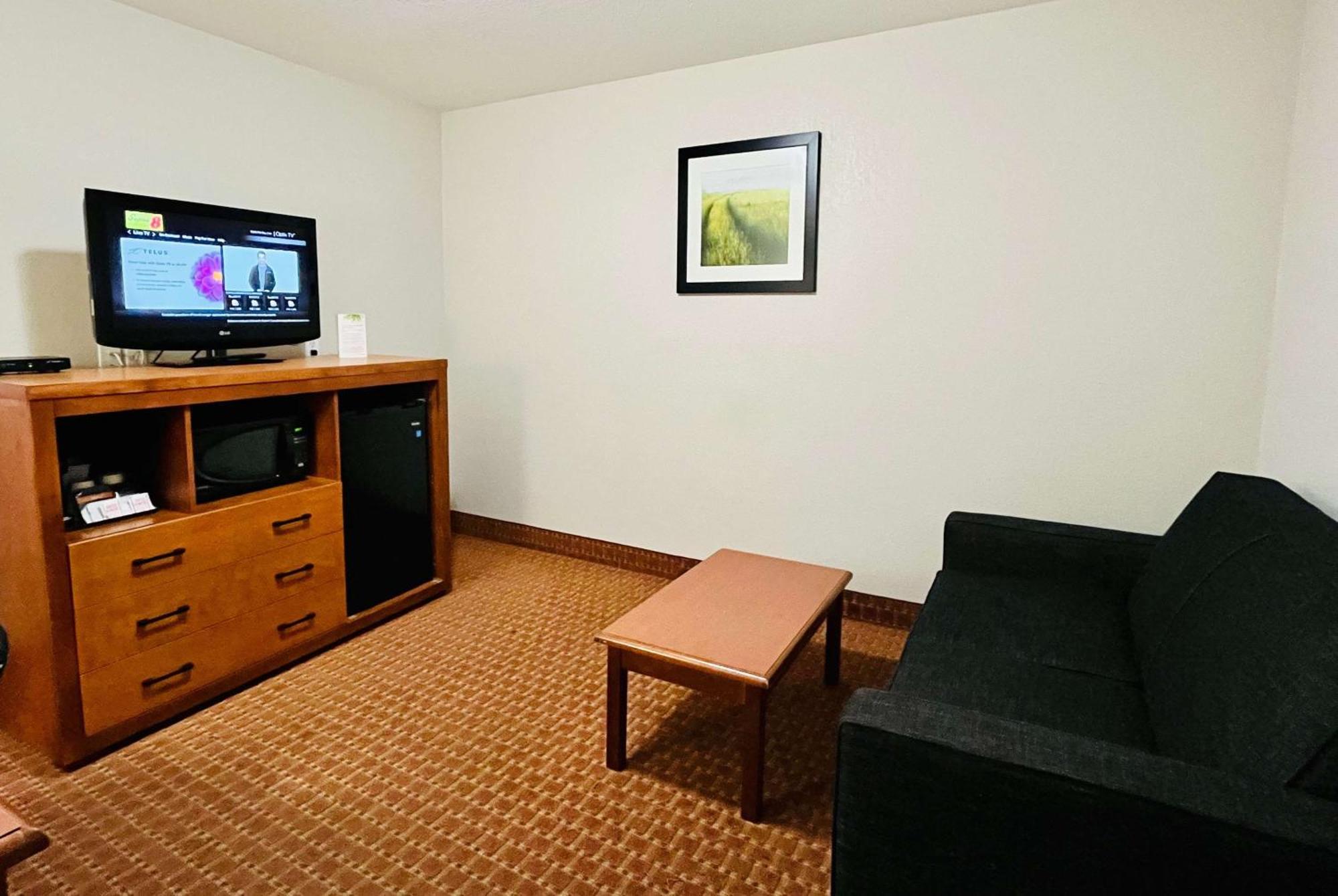 Super 8 By Wyndham Grande Prairie Hotell Eksteriør bilde