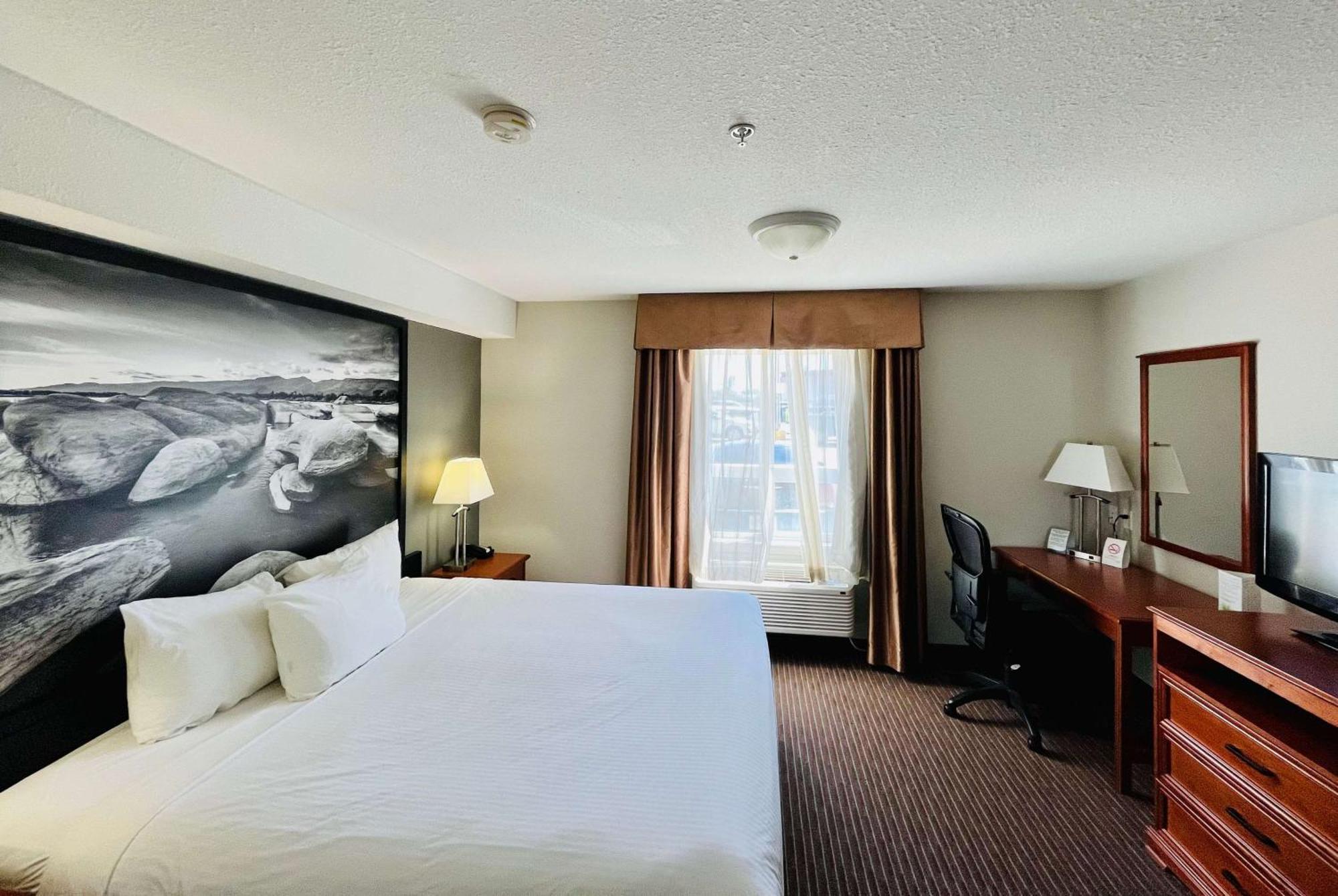 Super 8 By Wyndham Grande Prairie Hotell Eksteriør bilde